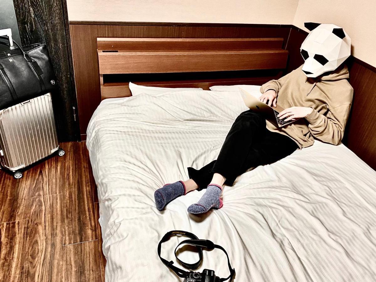 Root2 Coffee & Hostel Kyoto Bagian luar foto